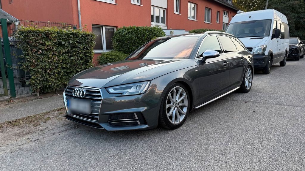 Image of Audi A4