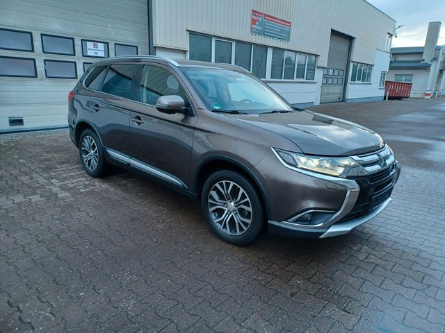 Mitsubishi Outlander Edition+ 4WD