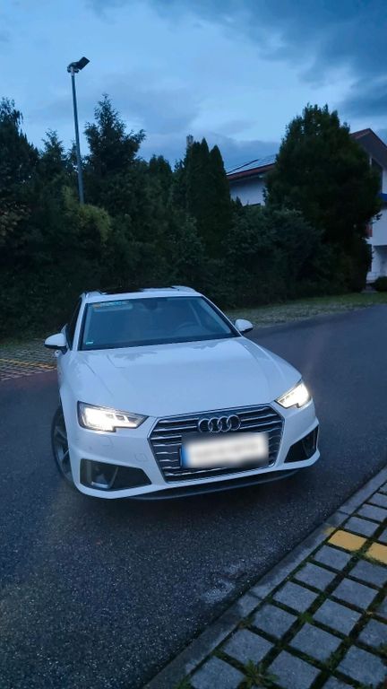 Image of Audi A4