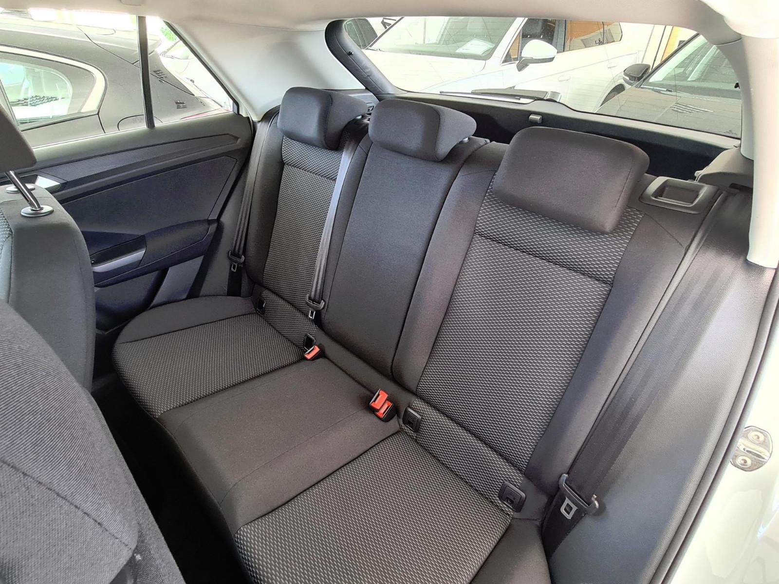 Volkswagen T-Roc 1.5 TSI ACT Sitzheizung PDC vo/hi