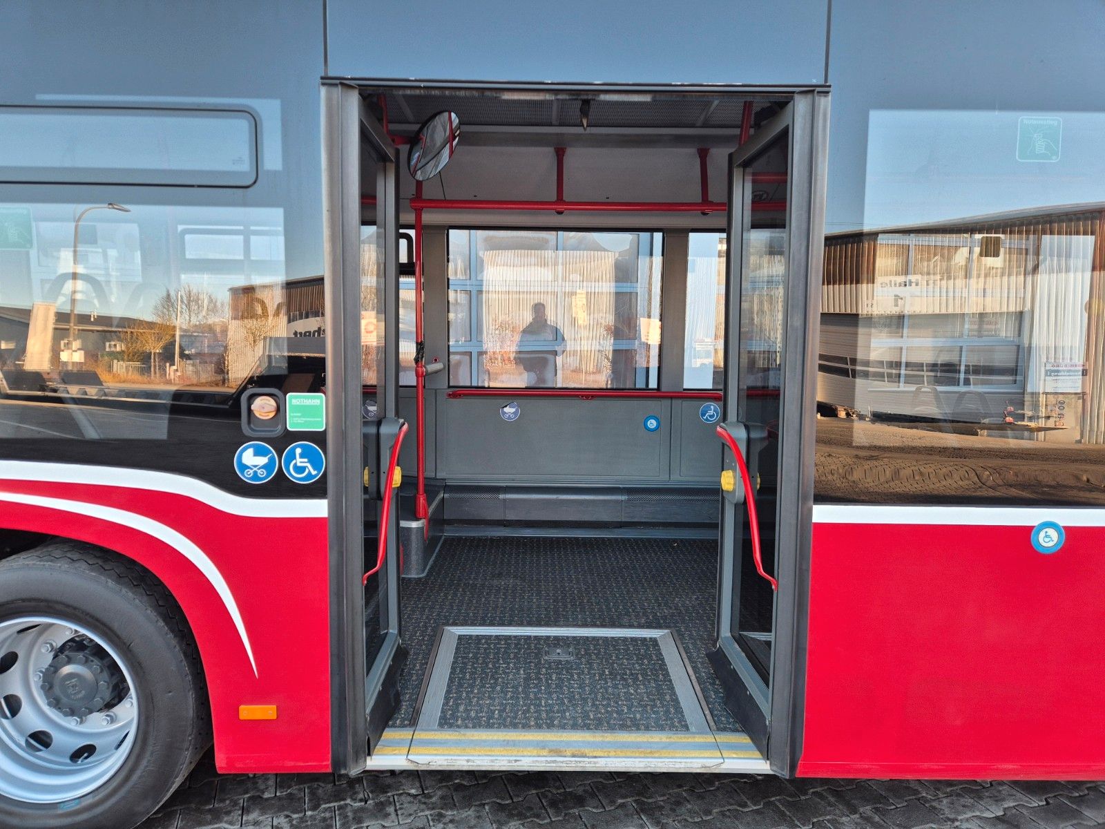 Fahrzeugabbildung Mercedes-Benz Citaro Klima 63+34+1+1