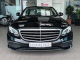 Mercedes-Benz E220d LIMO+WIDESCREEN+MULTIBEAM+CARPLAY+AMBIENTE - Mercedes-Benz E 220 in Bielefeld