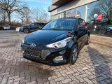 Hyundai i20 Advantage - Hyundai i20: Advantage