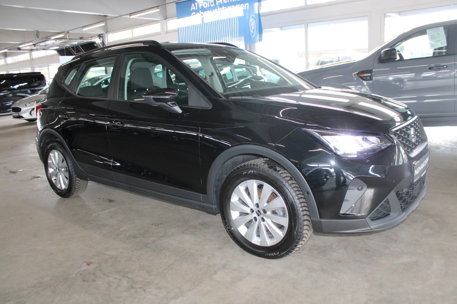 Fahrzeugabbildung SEAT Arona 1.0 TSI Style LED PDC Kamera Allwetterreif