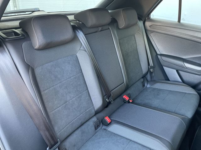 T-Roc R-Line 1.5 TSI DSG Black Style Standhzg/AC