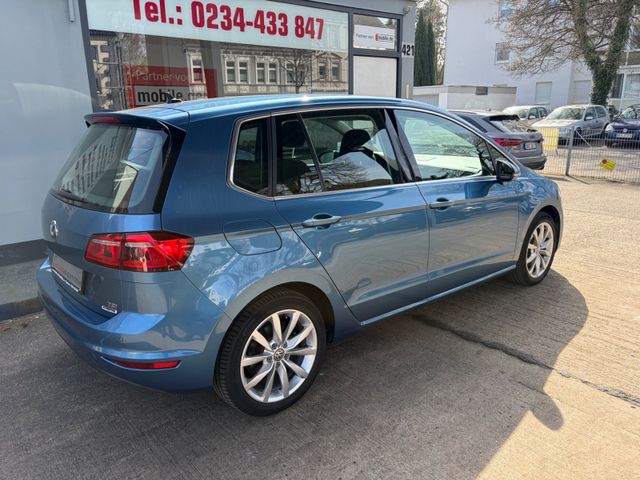 Fahrzeugabbildung Volkswagen Golf Sportsvan VII Highline Autom.+AHK+Navi+PDC