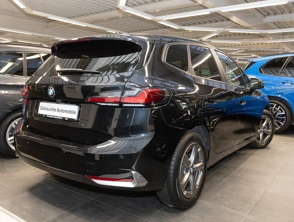 BMW 218 Active Tourer - Bild 2