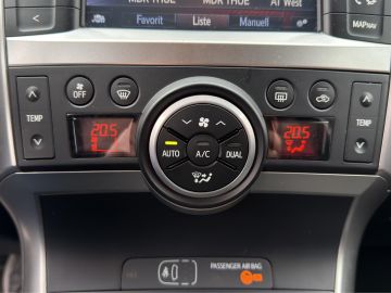 Toyota Verso Executive 1.8 °7-Sitzer°RFK°AAC°SHZ°NSW°