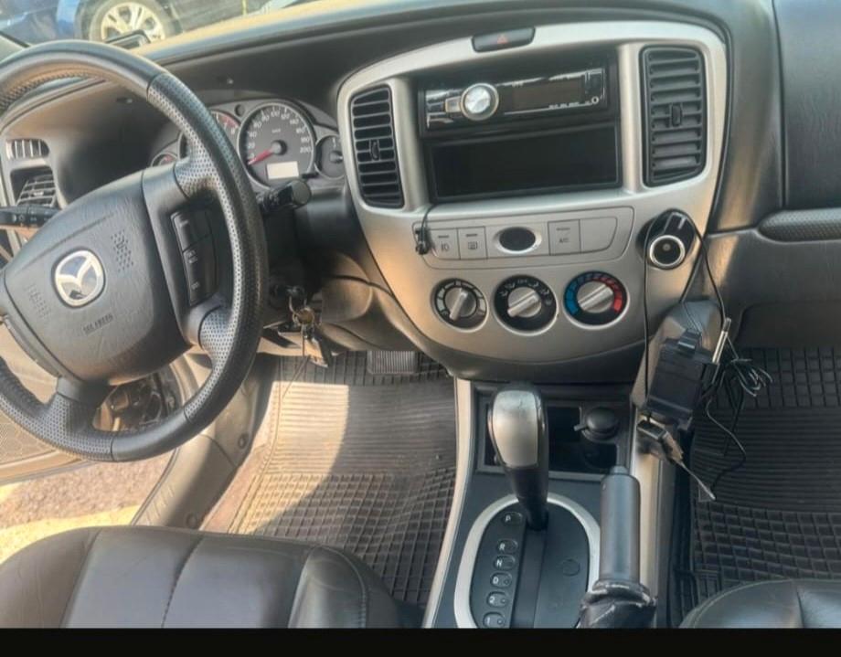 Mazda Tribute