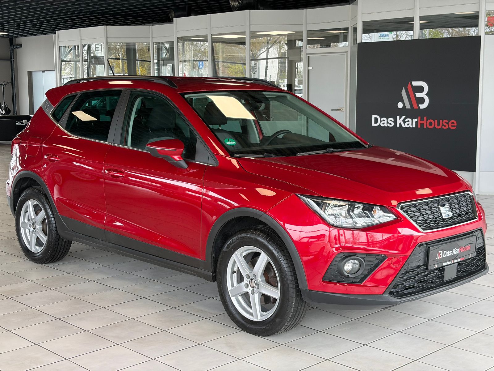 SEAT Arona 1.0 TSI Style · 1. Hd · CarPlay ·SZH· Navi