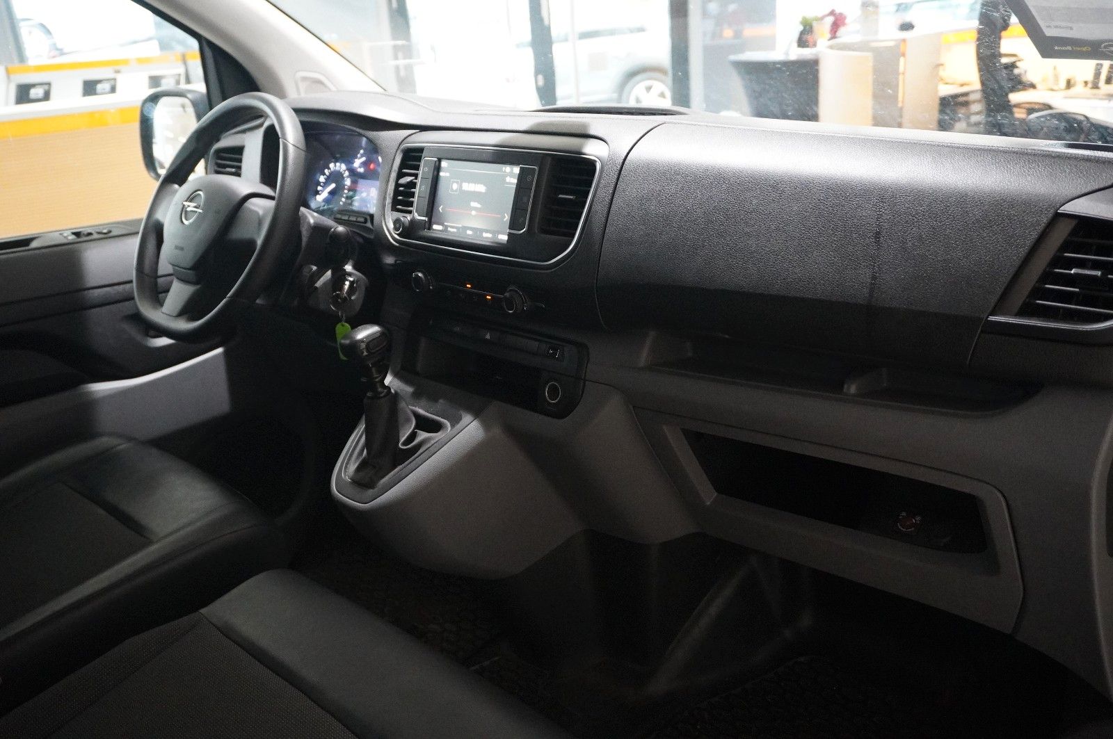 Fahrzeugabbildung Opel Vivaro Cargo 1.5D M EDITION KLIMA/DAB+/PDC/TEMP.
