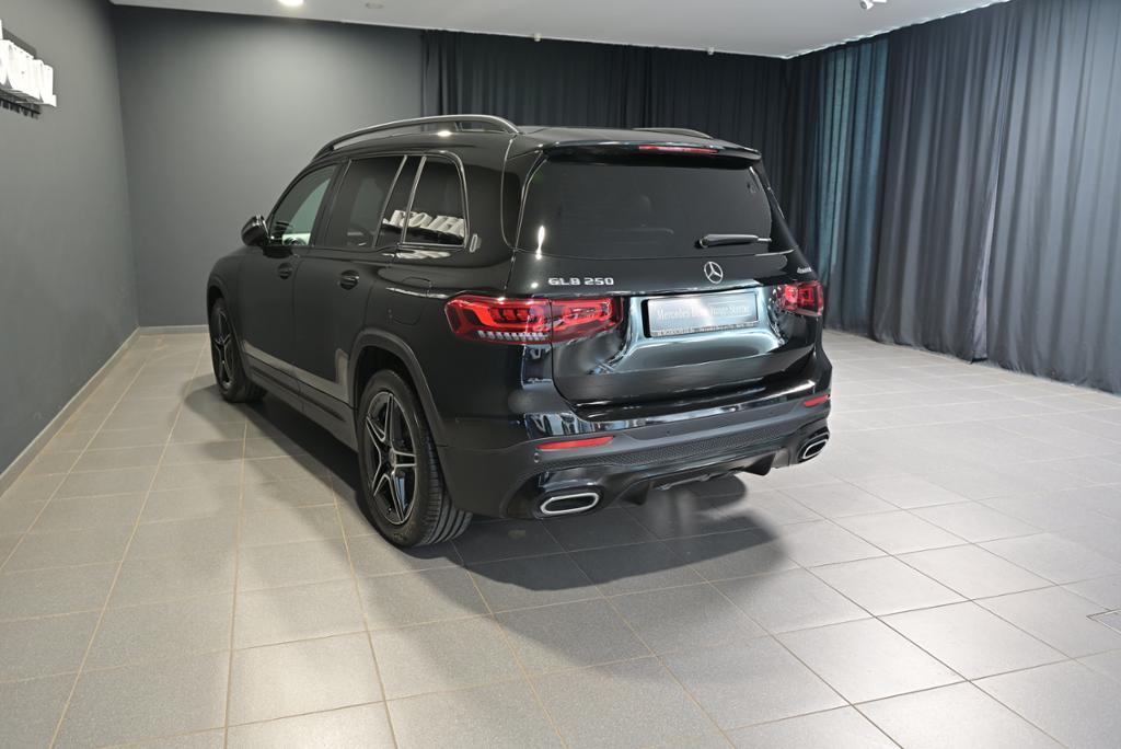 Mercedes-Benz GLB 4M AMG/PANO/AHK/LED/NAVI, миниатюра 16