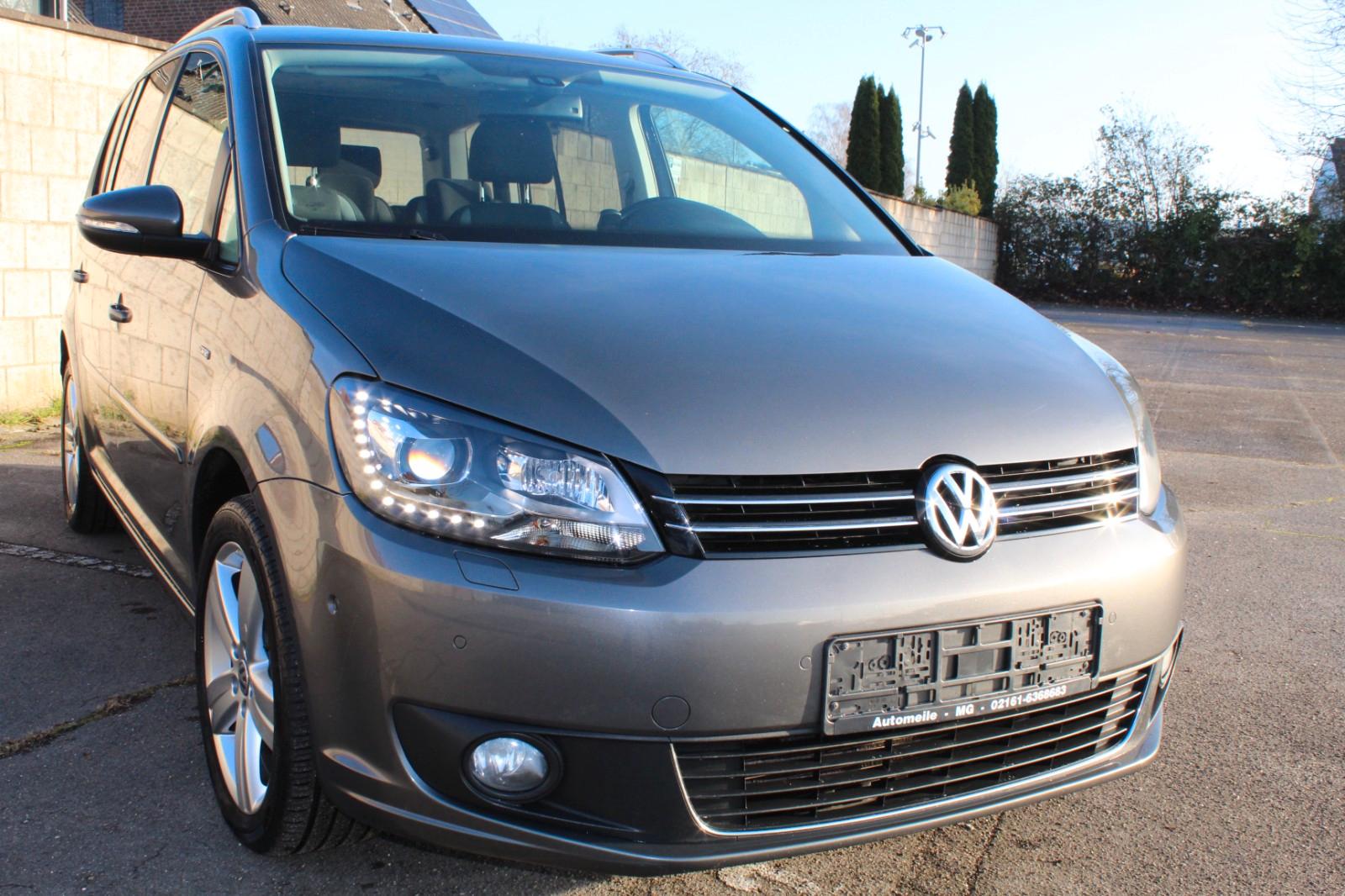 Volkswagen 2.0 TDI*Life*1.HD*AHK*XENON*7.Sitzer*Pano.*