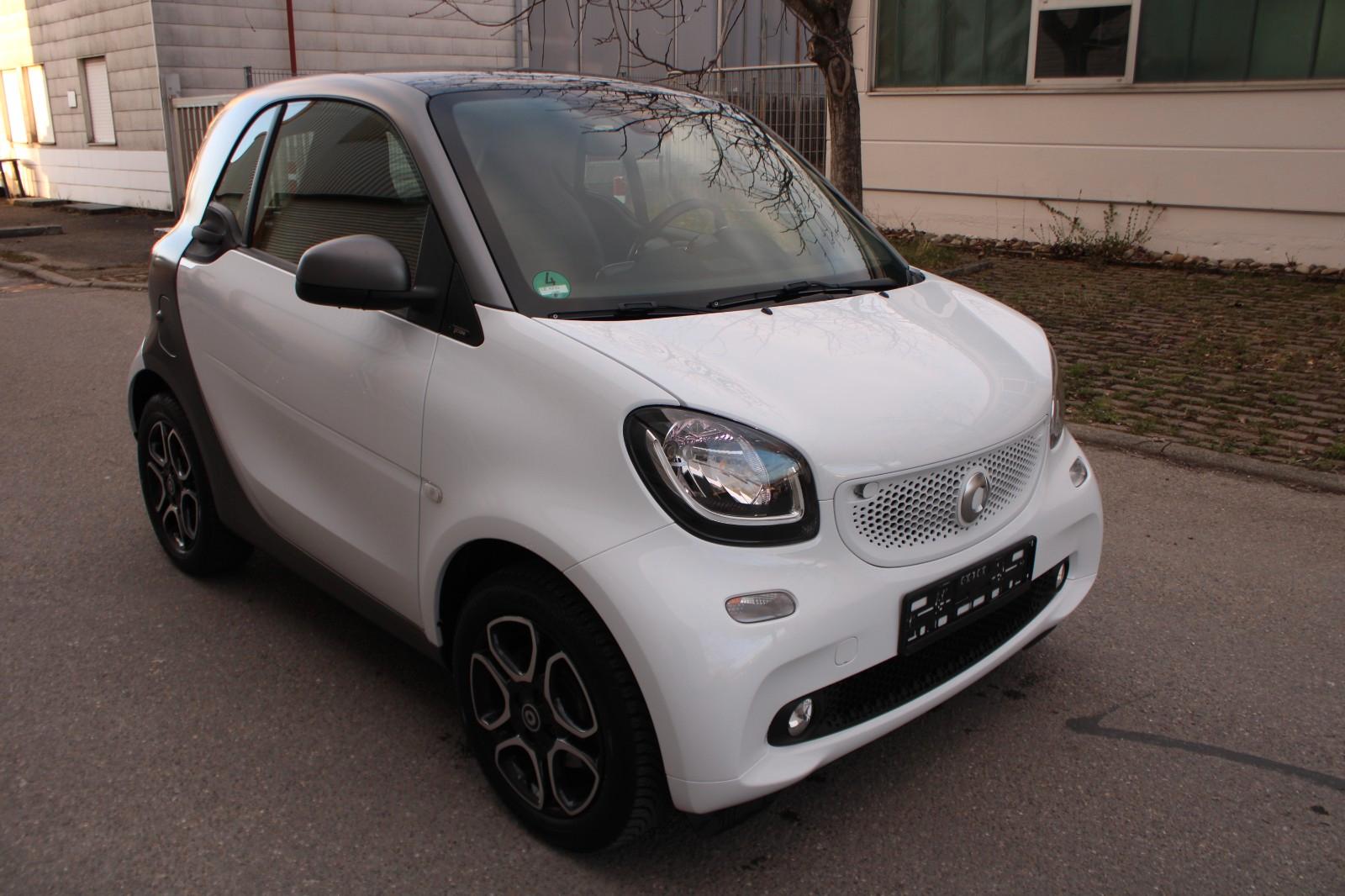 Smart ForTwo 0,9L*PRIME*KLIMA*AUTOMATIK*PANO*LEDER*NAV