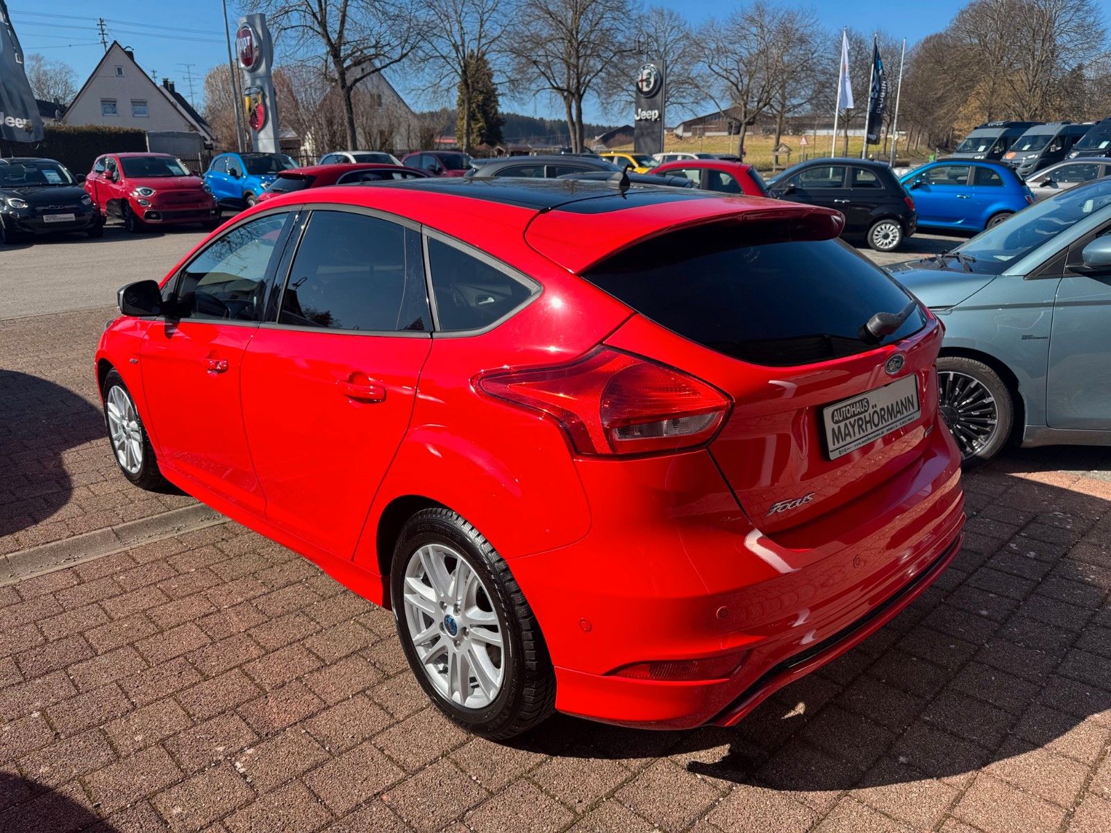 Fahrzeugabbildung Ford Focus Lim. ST-Line Kamera Tempomat Sitzheizung