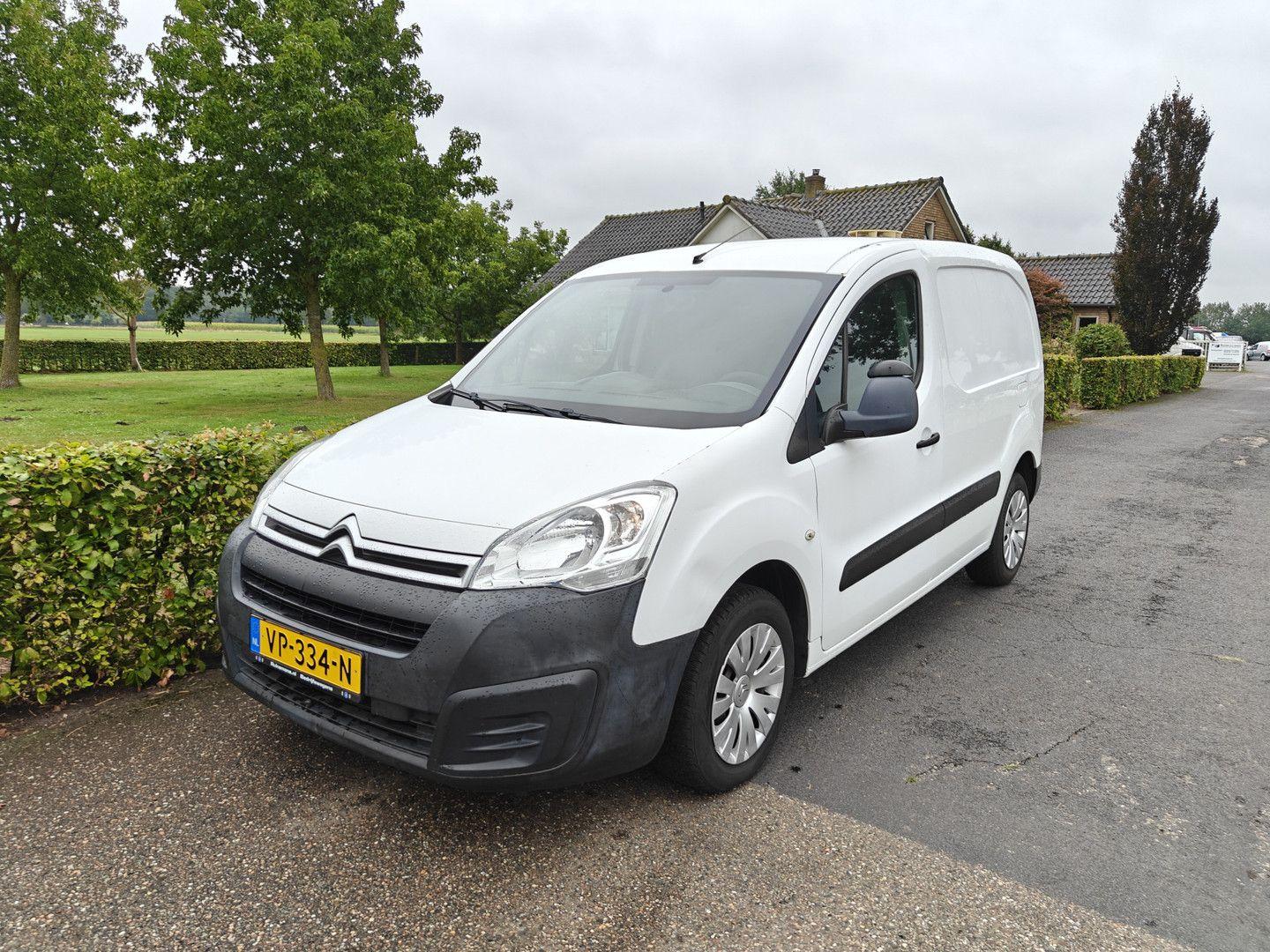 Citroën Berlingo 1.6 HDI 500 Comfort BJ 2015 Kasten