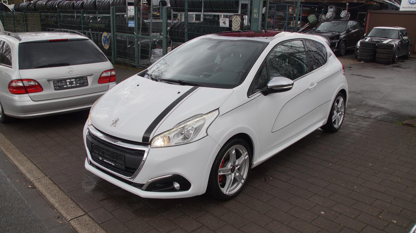 Peugeot 208 GTi  Mega Optik  SZ1