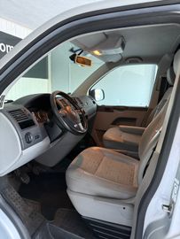 Volkswagen T5 Transporter - 11