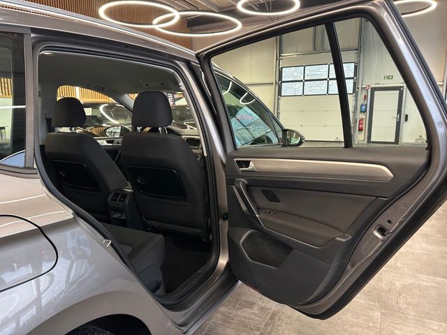 MYAUTOCENTER – Gebraucht- und Jahreswagen mit Werkstattservice in Pfaffenhofen Volkswagen Golf Sportsvan VII Comfortline BMTStart-Stopp