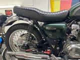 Kawasaki W800 - KAWASAKI W800