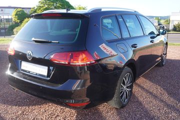 Volkswagen Golf - 3