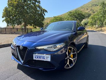 Alfa-Romeo Giulia - 1
