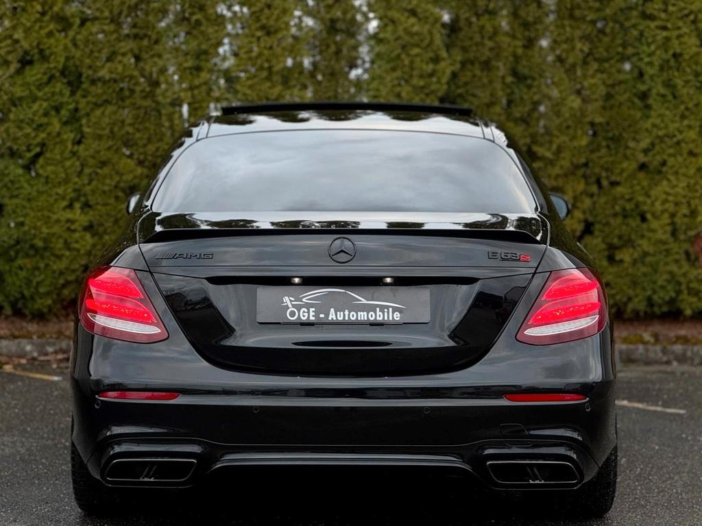 Mercedes-Benz E 63 AMG