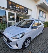 Hyundai i10 1.0 Comfort Kamera Shzg Lenkradhzg - Hyundai i10 Gebrauchtwagen in Düsseldorf