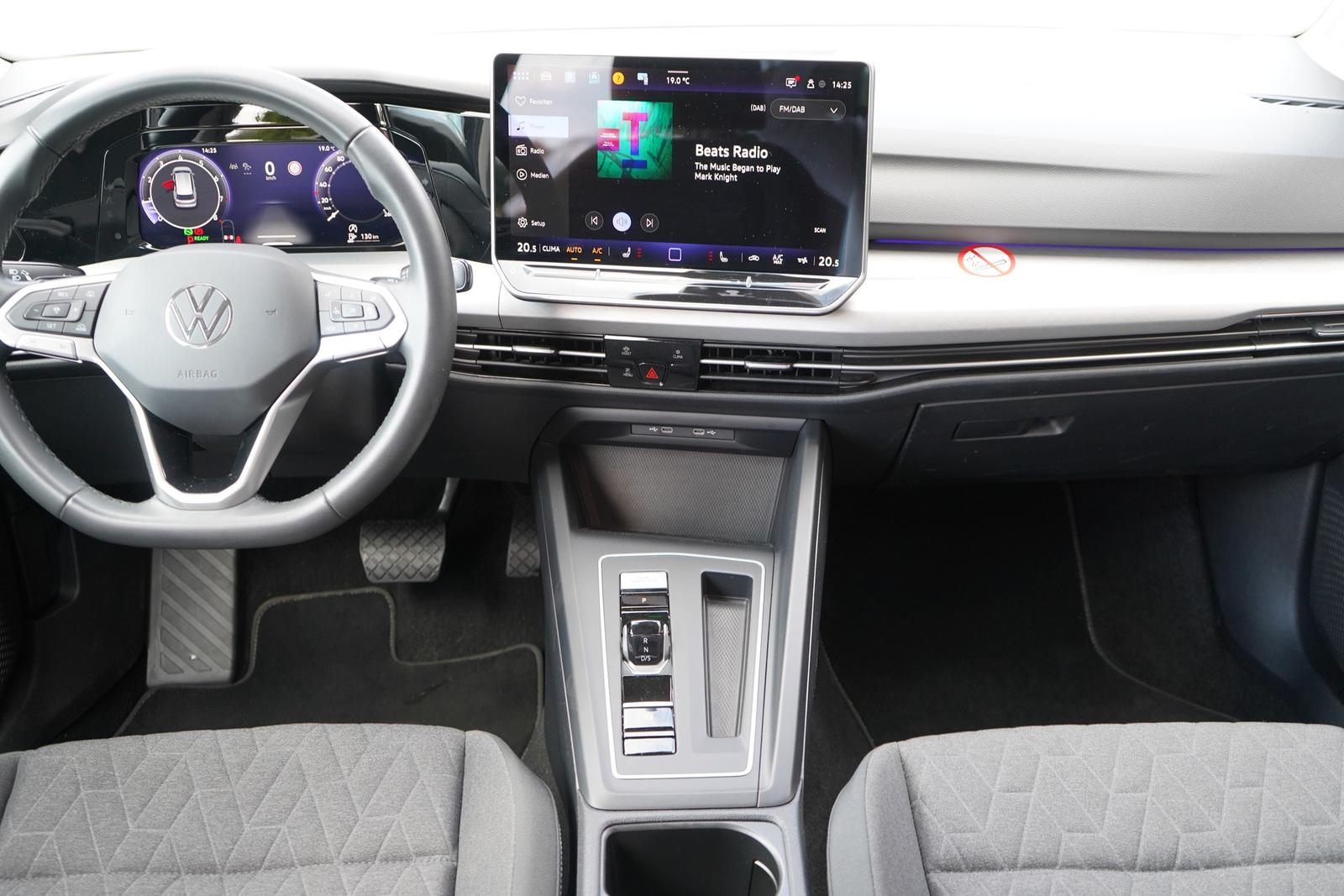 Volkswagen Golf VIII Variant Life DSG LED Navi ACC AHK PDC, миниатюра 11