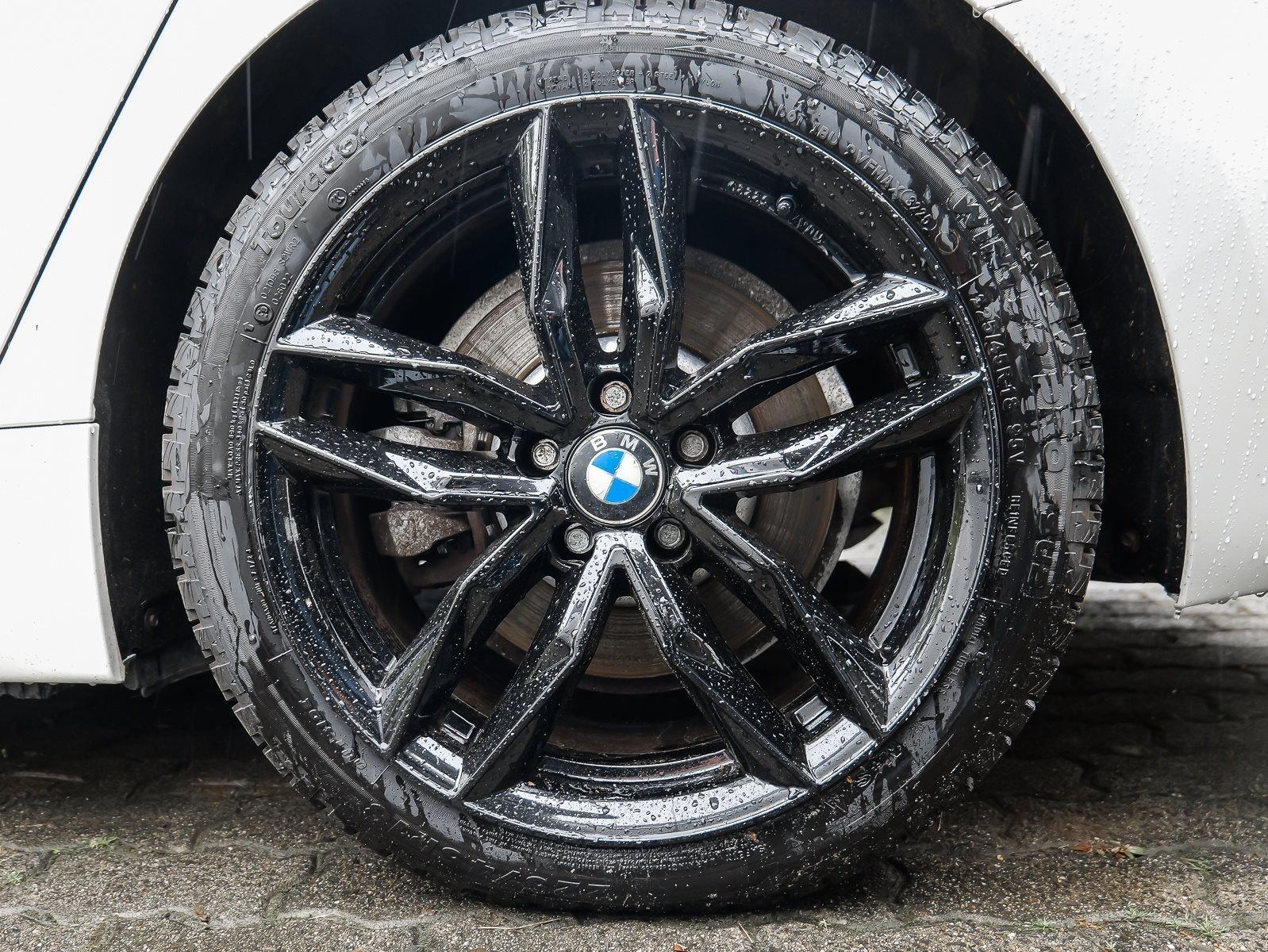 BMW 330 - Bild 5