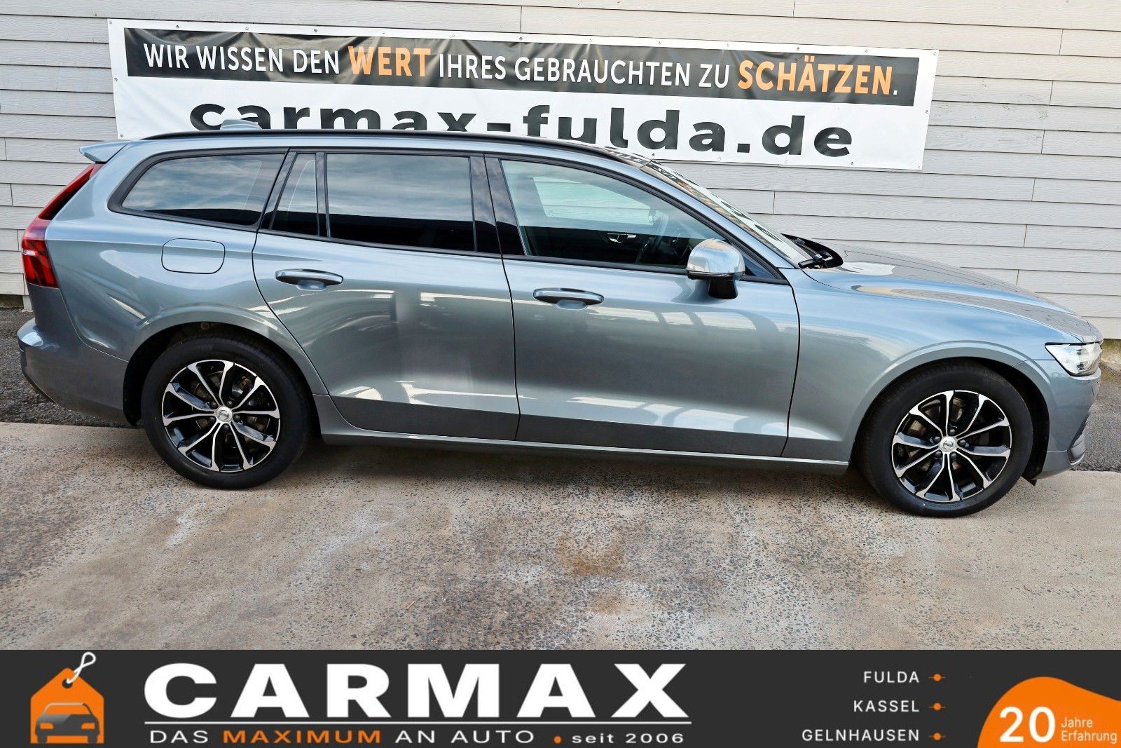 Fahrzeugabbildung Volvo V60 Momentum Leder,Navi,LED,ACC,Kamera,SH,SR+WR