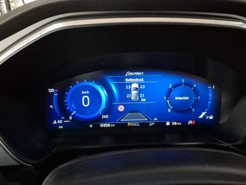 Ford Kuga - 10