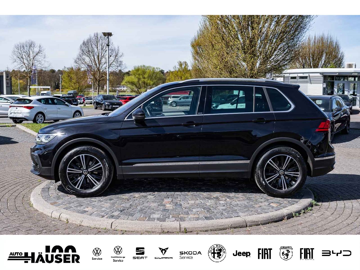 Volkswagen Tiguan MOVE 1.5 TSI DSG STANDHZG AHK NAVI KAMERA imagem 3