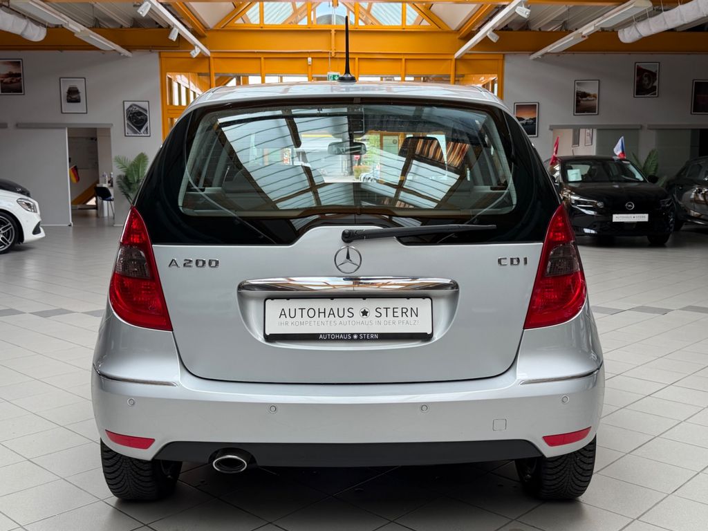MERCEDES-BENZ A 200 CDI Avantgarde|Automatik|PDC|SHZ|Klima MERCEDES-BENZ A 200 CDI Avantgarde|Automatik|PDC|SHZ|Klima