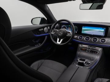 Fahrzeugabbildung Mercedes-Benz E 200 Coupé 9G-Tronic Burmester Kamera DAB Sport