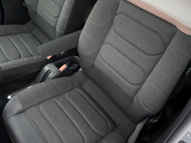 C3 SHINE PACK AT+LED LICHT+NAVI+RÜCKFAHRKAMERA+S