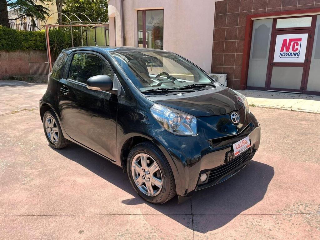 Toyota IQ
