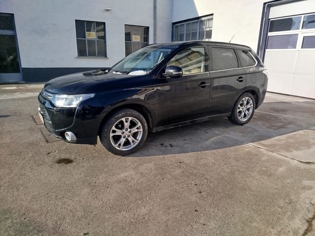 Mitsubishi Outlander ClearTec Instyle 4WD