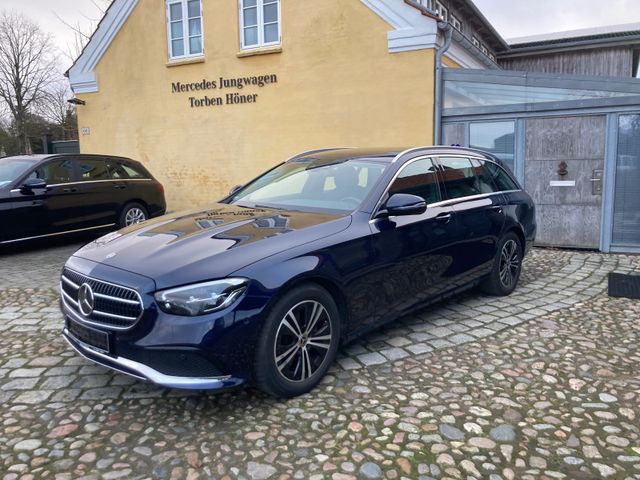 Mercedes-Benz E 220d Avantgarde 9GTr  LED  Distronic M-Bux 1Hd