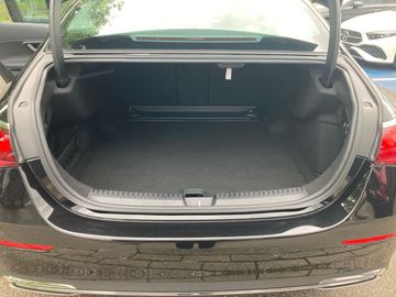 Mercedes E 200 - 12