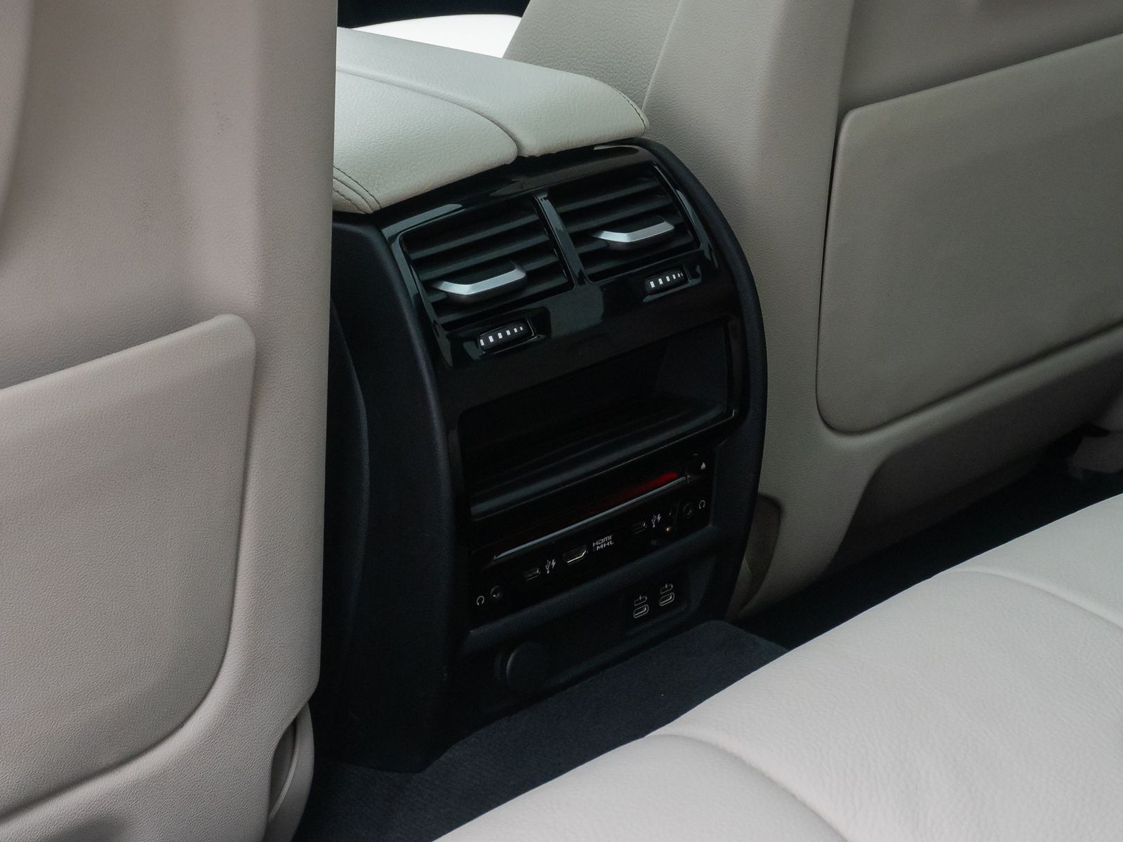 Fahrzeugabbildung BMW 540d xD M Sport FondEnt Kamera HiFi Panorama TV