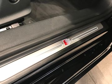 Audi A4 Avant 40 TDI sport S-LINE XEN SHZ DSG AHK NAV