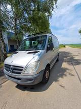 Mercedes-Benz Sprinter 906 kurz flach mit Gebrauchsspuren - Mercedes-Benz Kurz