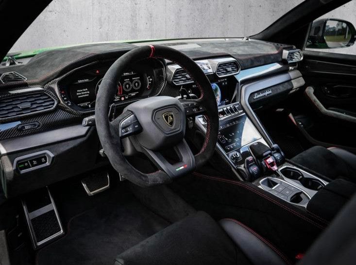 Fahrzeugabbildung Lamborghini Urus 4.0 V8 Performante/CARBON/3-D B&O/4-SEAT/