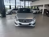 Mercedes-Benz B 180 NAVIGATION+SHZ+TEMPOMAT+PDC B 180 B B 180 - Mercedes-Benz B 180 in Frankfurt (Main)