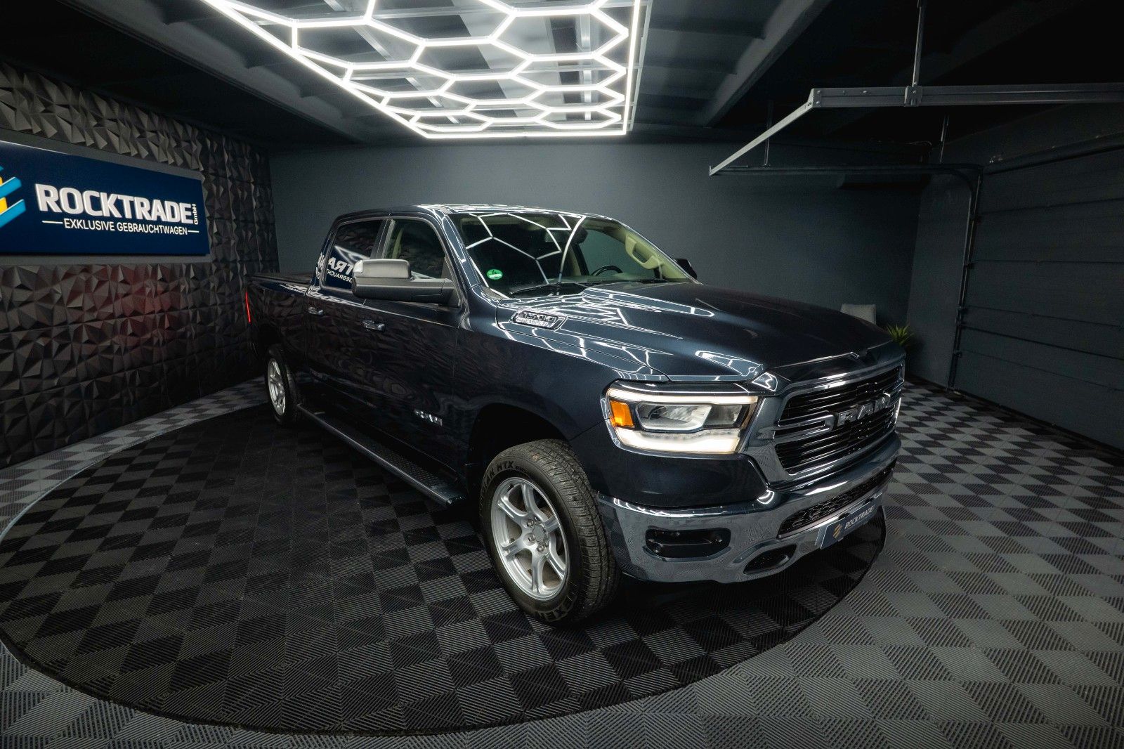 Fahrzeugabbildung Dodge RAM 5.7 V8 HEMI GEN 5 LONGBED MAXI *LED*6 Sitze*