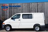 Toyota Hiace 2.5 D4-D Doppelkabine AHK 65KW - Toyota Hiace mit Schiebetür