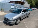 Opel Corsa 1.2 16V Edition  Cool aus 1 Hand Automatik - Opel Corsa: 16v Edition