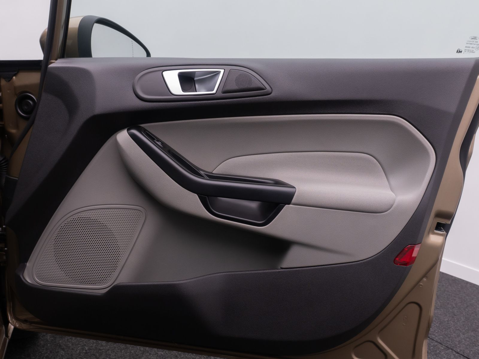 Fahrzeugabbildung Ford Fiesta Trend Aut PDC EasyDriver SoundPaket Stoff