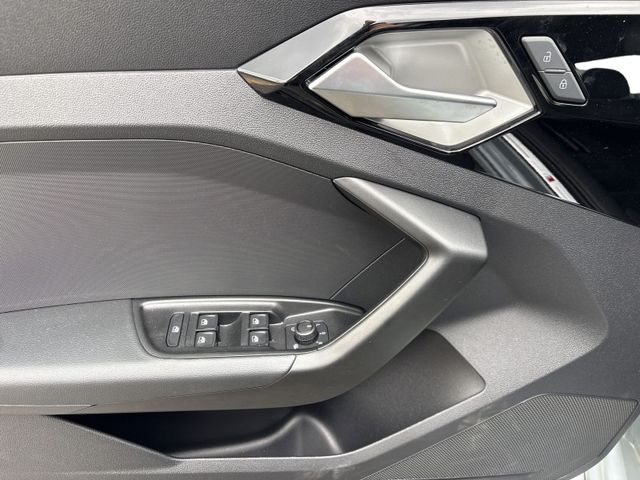 A1 Sportback 40 TFSI S LINE LED+NAVI+SMARTPHONE